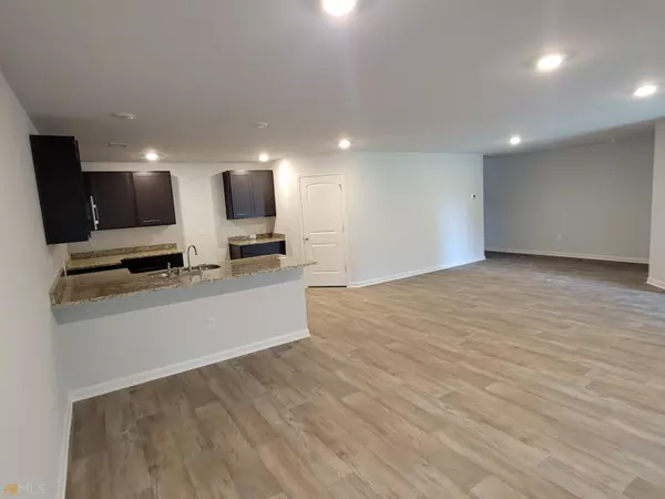 Macon, GA 31216,7217 Winterberry CIR #204