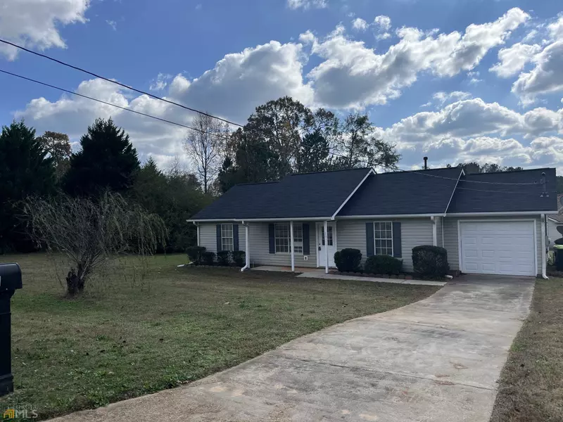 36 Canterbury, Grantville, GA 30220