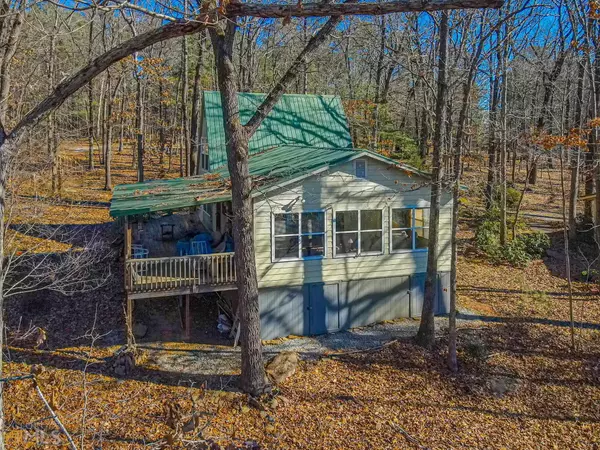 Hartwell, GA 30643,440 Paradise Point RD