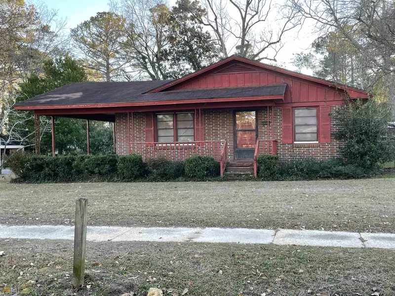 211 Minor AVE, Montezuma, GA 31063