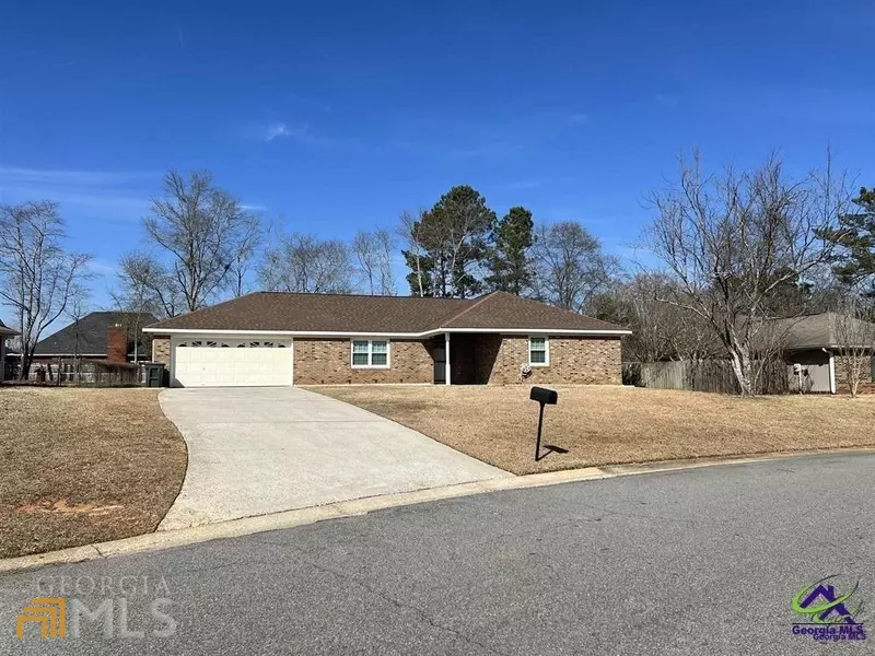 106 Summerwind PL, Warner Robins, GA 31088