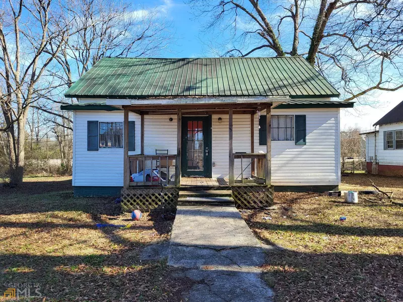 1003 E 3rd AVE, Lanett, AL 36863