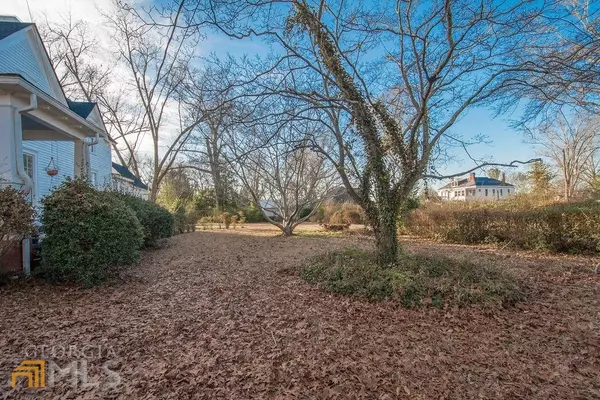 Newnan, GA 30263,15 Robinson ST