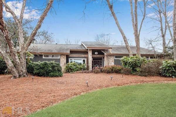 135 Bridle Trail, Roswell, GA 30076