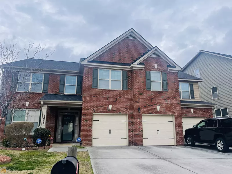 4885 Locherby DR, Fairburn, GA 30213