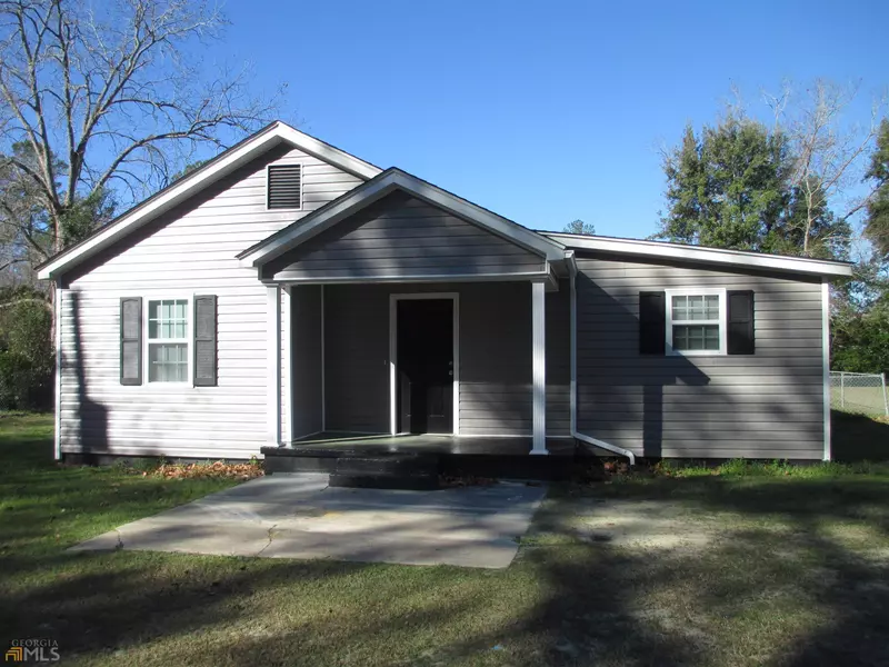 97 Walton, Hazlehurst, GA 31539