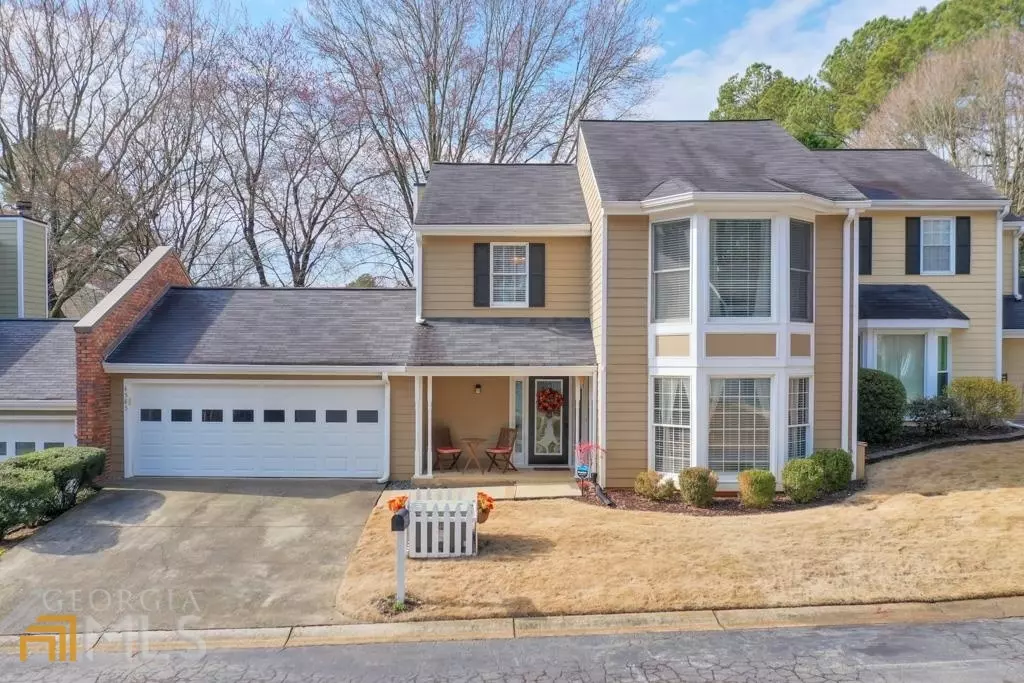 Dunwoody, GA 30338,4585 Village Oaks