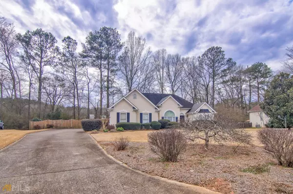 40 Wentworth DR, Oxford, GA 30054