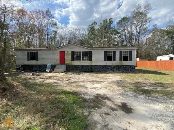 818 S Satilla ST, Kingsland, GA 31548