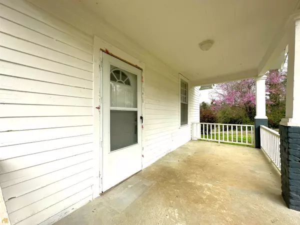 Lagrange, GA 30240,402 S Lee ST