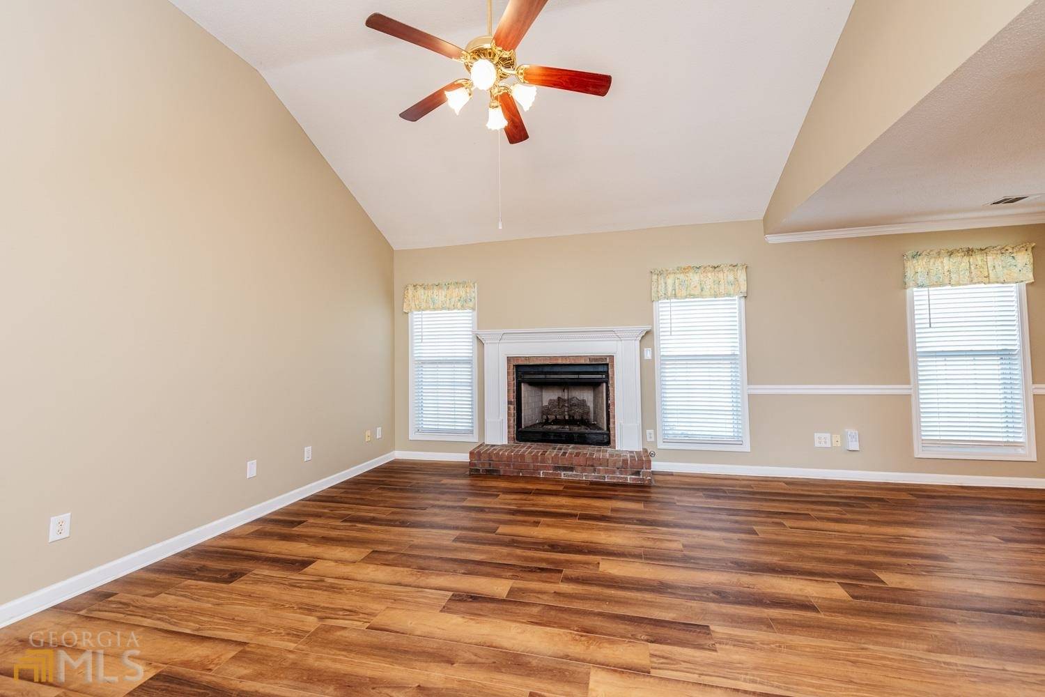 Warner Robins, GA 31088,222 Autumn Woods DR