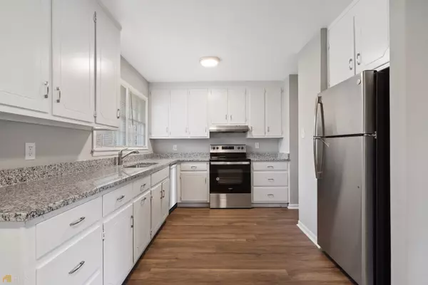 Macon, GA 31206,1596 Berkshire DR