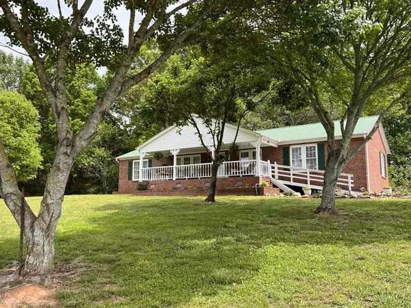 Eastanollee, GA 30538,429 Eastanollee Livestock RD