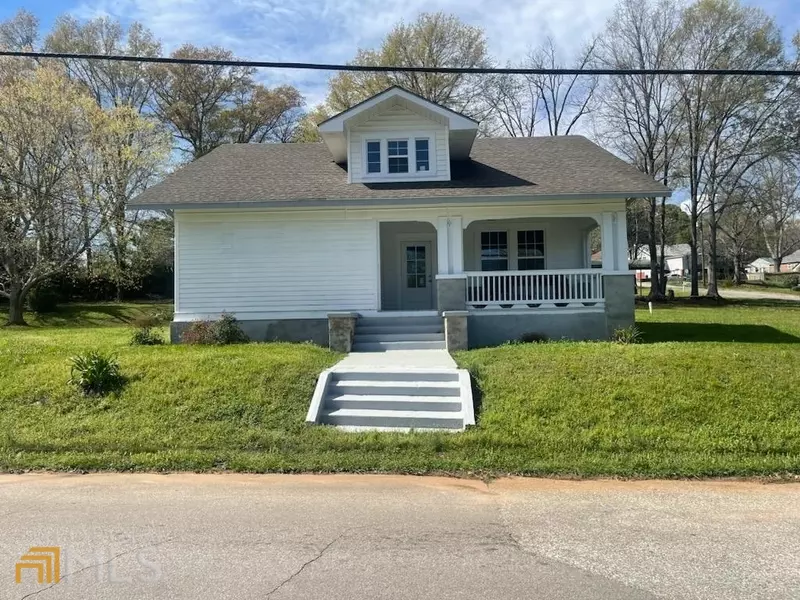 808 First ST, Lanett, AL 36863