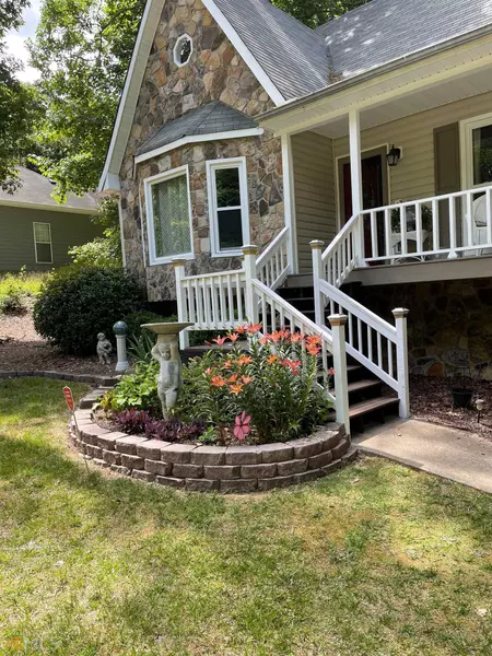 2768 NW Douglas CT, Acworth, GA 30101