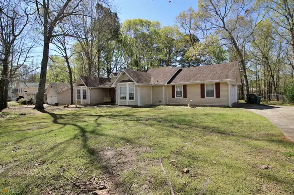 Hampton, GA 30228,2893 Windcrest DR