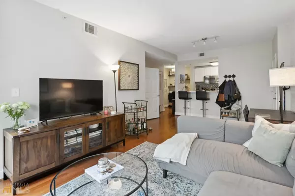 Atlanta, GA 30309,1075 NE Peachtree WALK #A201