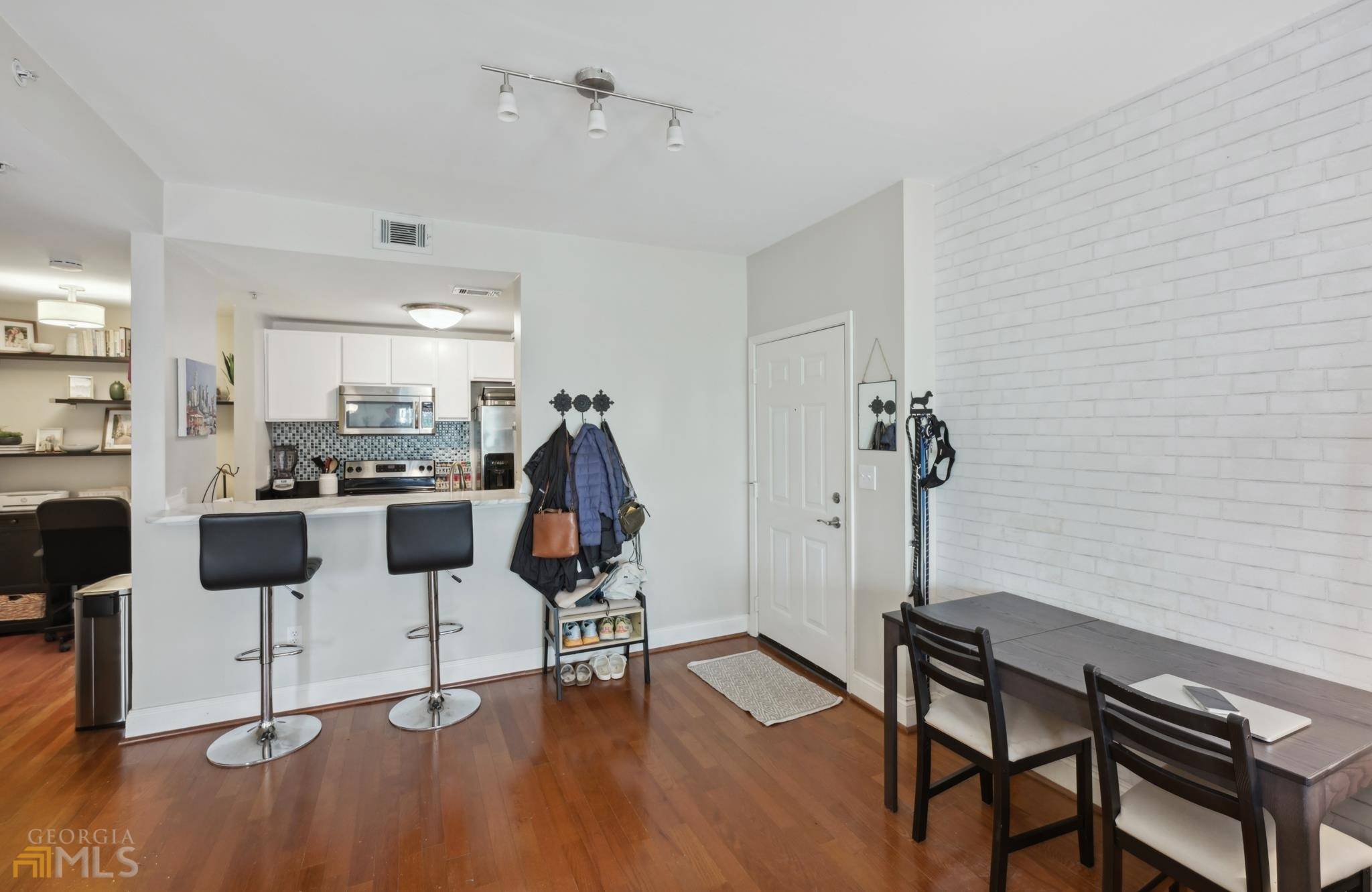 Atlanta, GA 30309,1075 NE Peachtree WALK #A201