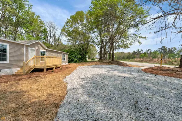 Eastanollee, GA 30538,228 Sorrells DR