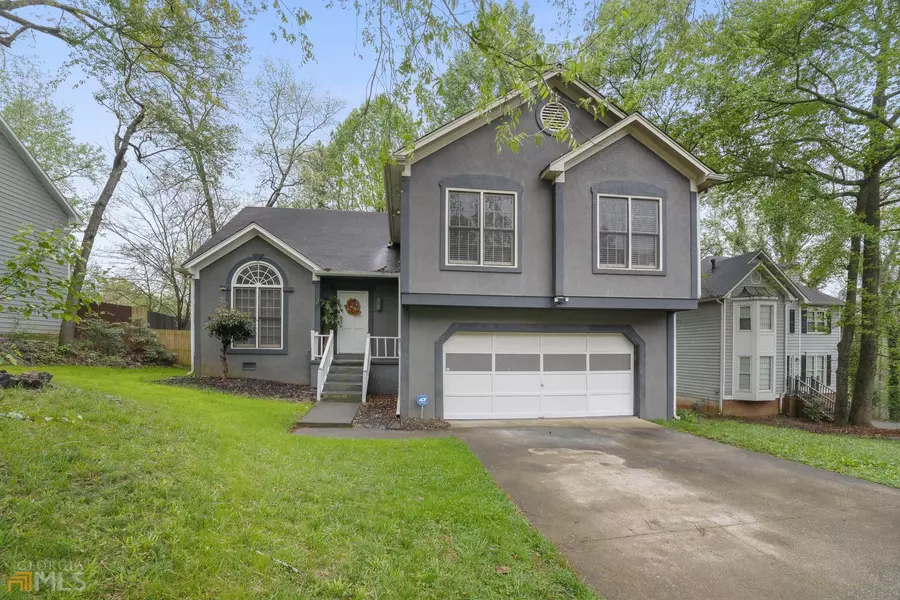 3099 Ashbury LN, Rex, GA 30273