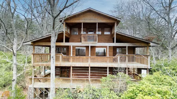 597 Fort Gumlog RD, Young Harris, GA 30582