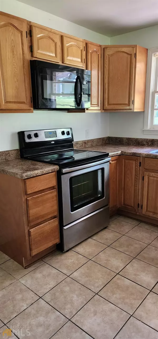 Cave Spring, GA 30124,2 Church ST