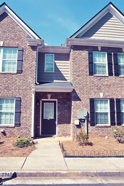 2745 SW Valley Green, Gainesville, GA 30504