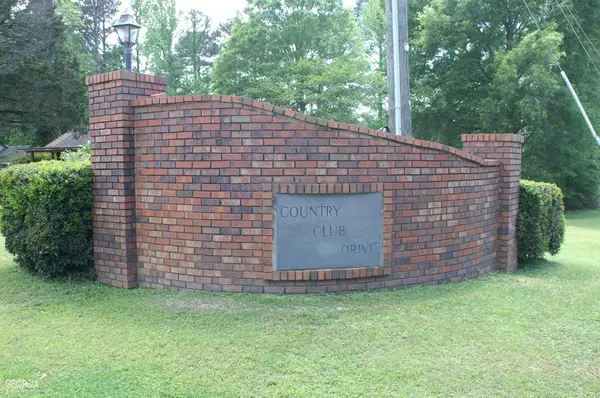 Union Point, GA 30669,1311 Country Club