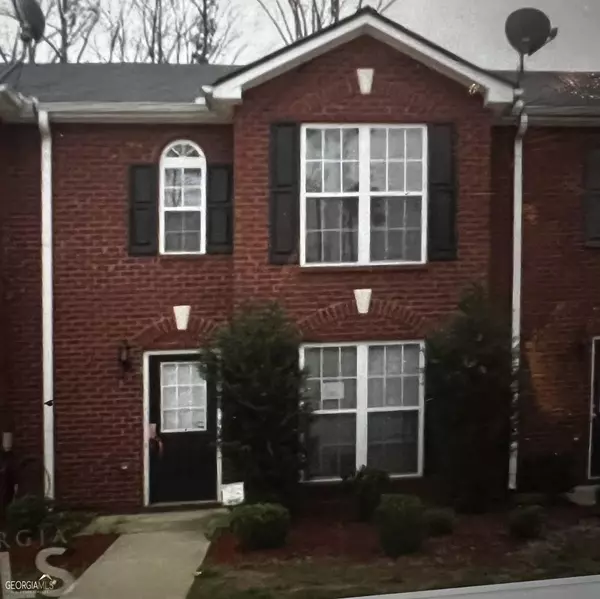 2415 Piering, Lithonia, GA 30038