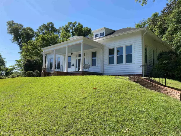 West Point, GA 31833,401 W 13th ST