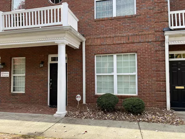 3950 North Cobb Pkwy #703, Acworth, GA 30101