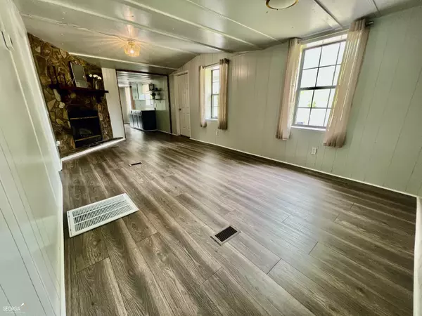 Abbeville, GA 31001,127 Industrial DR