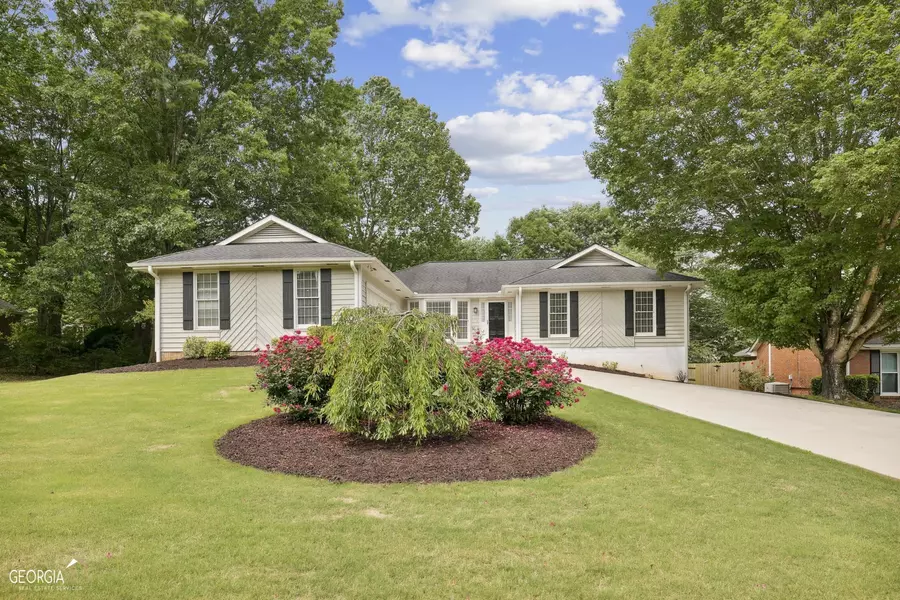 460 Saddle Lake, Roswell, GA 30076