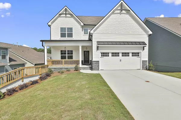 100 Georgian Oaks Court, Newnan, GA 30265