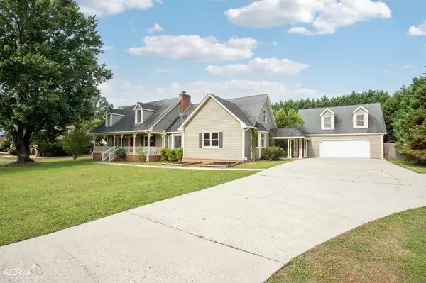 135 Monticello WAY, Fayetteville, GA 30214