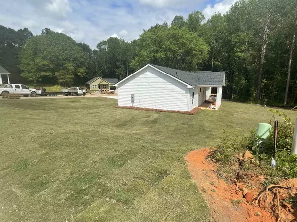 Comer, GA 30629,10 Caboose