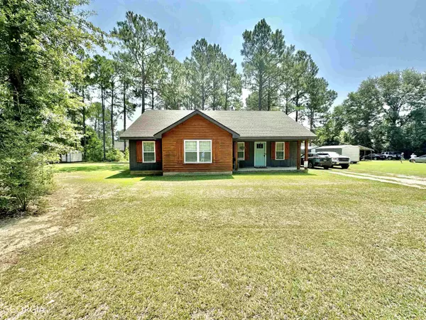 645 Fortner RD, Metter, GA 30439