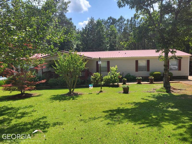 1401 Columbus RD, Valley, AL 36854