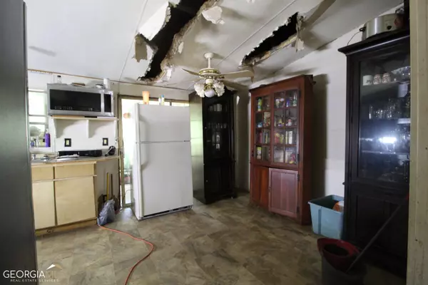 Aragon, GA 30104,359 June Kemp RD