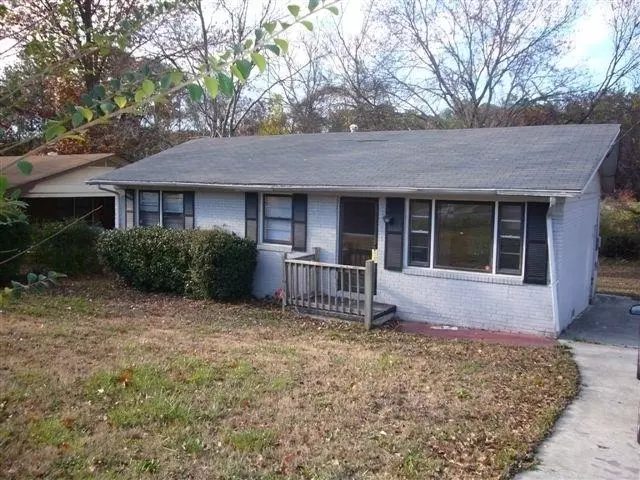 3467 Eisenhower, Atlanta, GA 30354