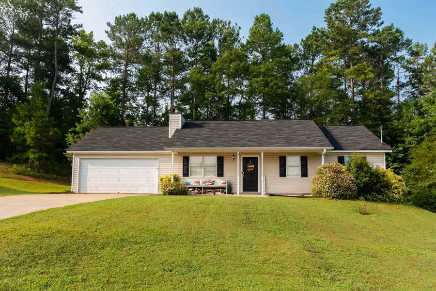 32 Connie, Grantville, GA 30220