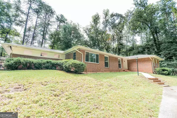 Macon, GA 31211,1731 Twin Pines DR