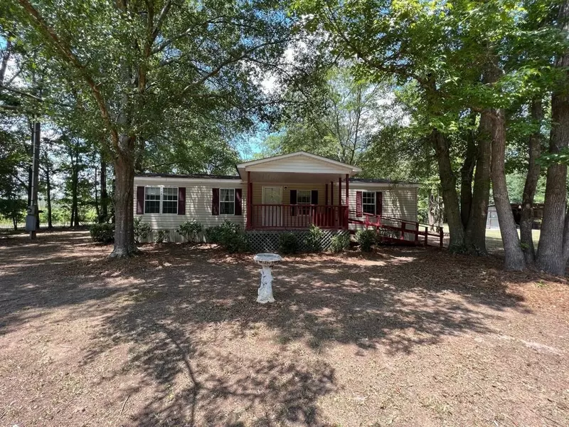 3195 Henderson Grove RD, Sandersville, GA 31082