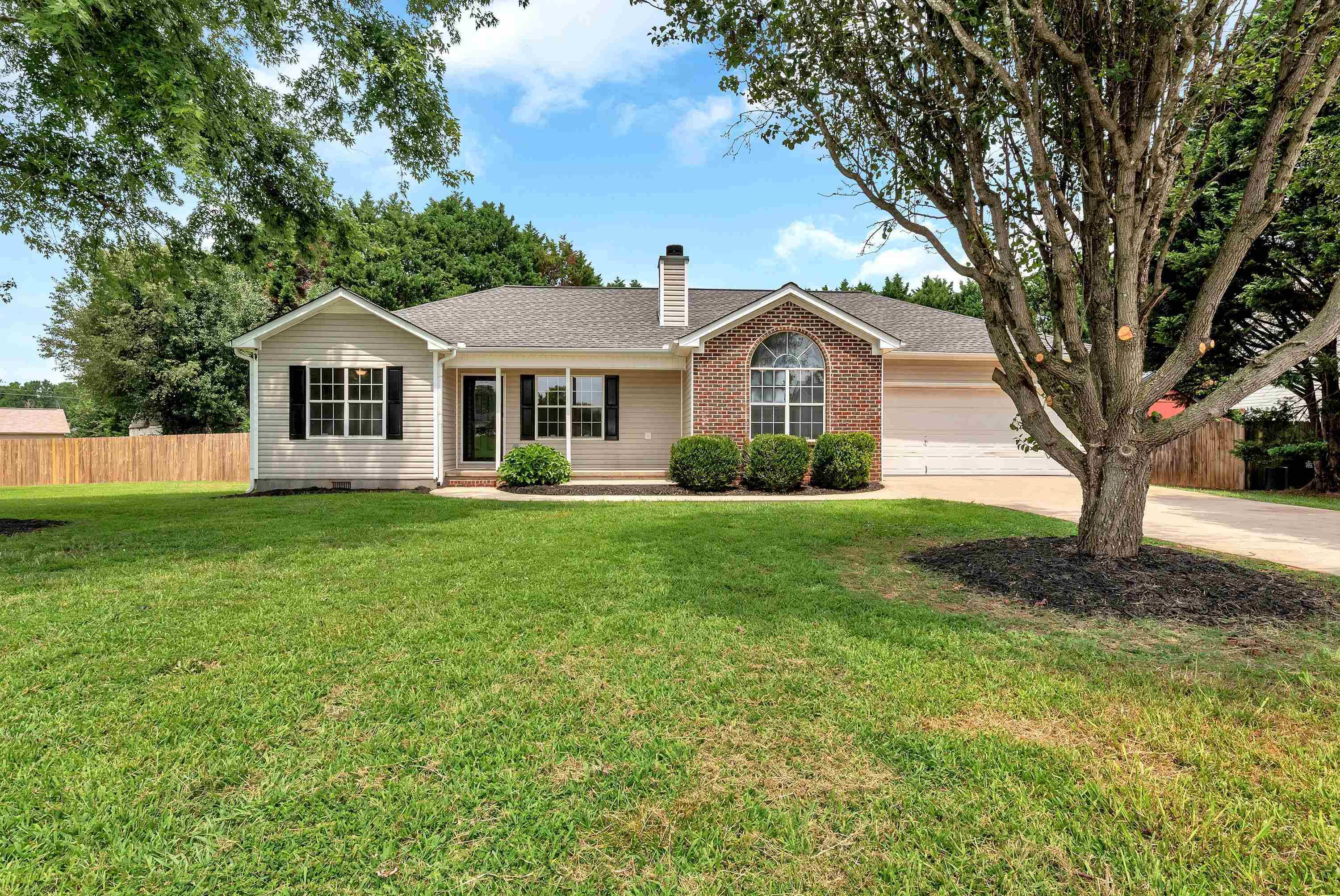 2186 Jackson DR,  Statham,  GA 30666