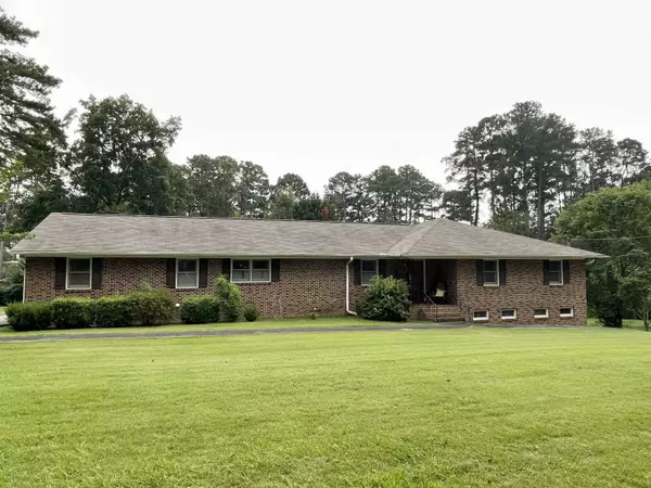 Eatonton, GA 31024,208 Crestview DR