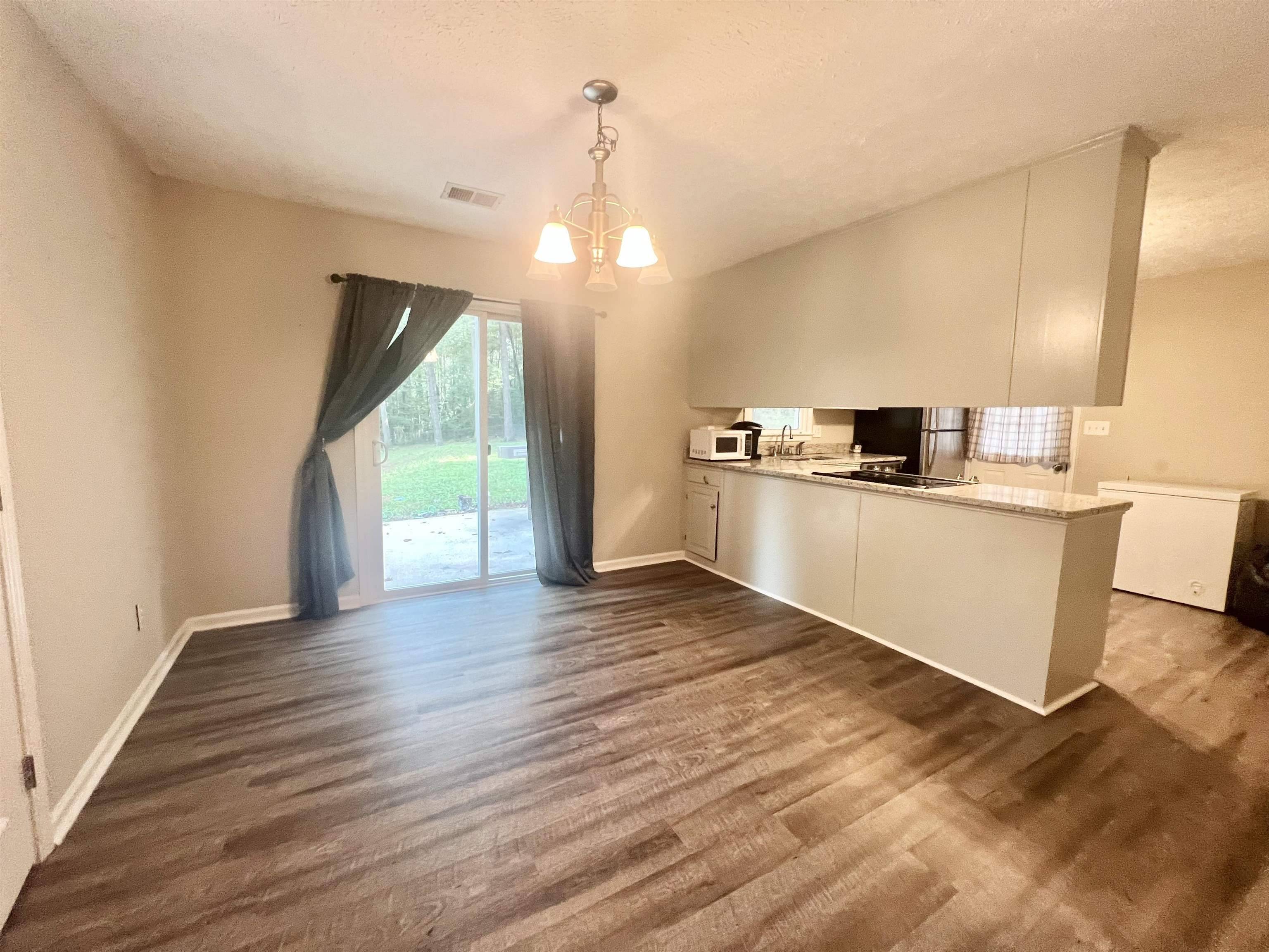 Lagrange, GA 30240,114 Shady Oaks DR
