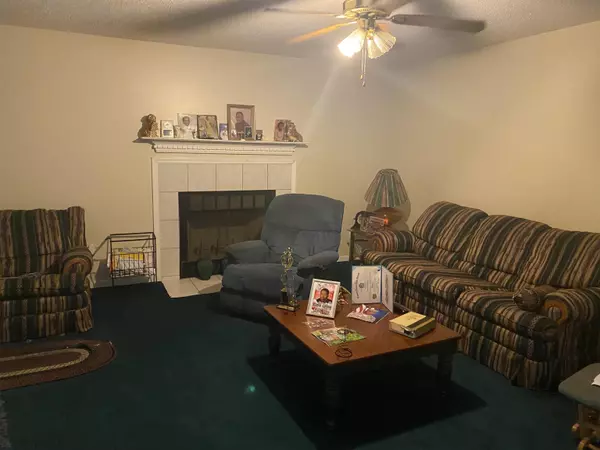 Kingsland, GA 31548,206 Springhill CIR