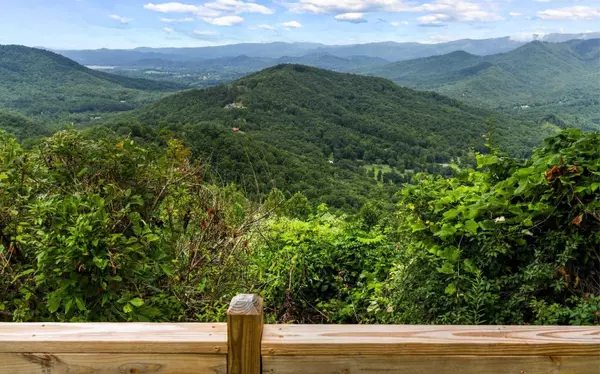 Hayesville, NC 28904,1033 Shiloh Overlook