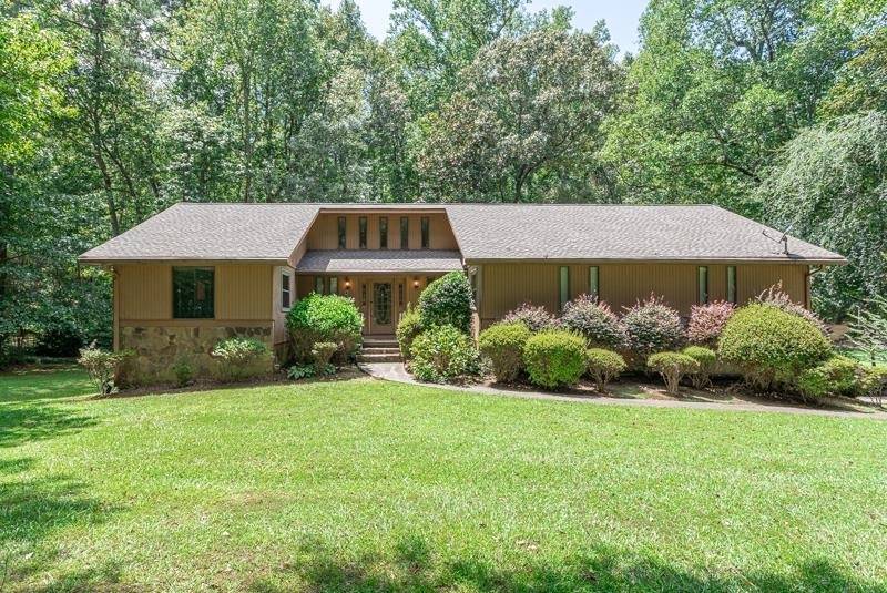 9997 Walden DR,  Jonesboro,  GA 30238