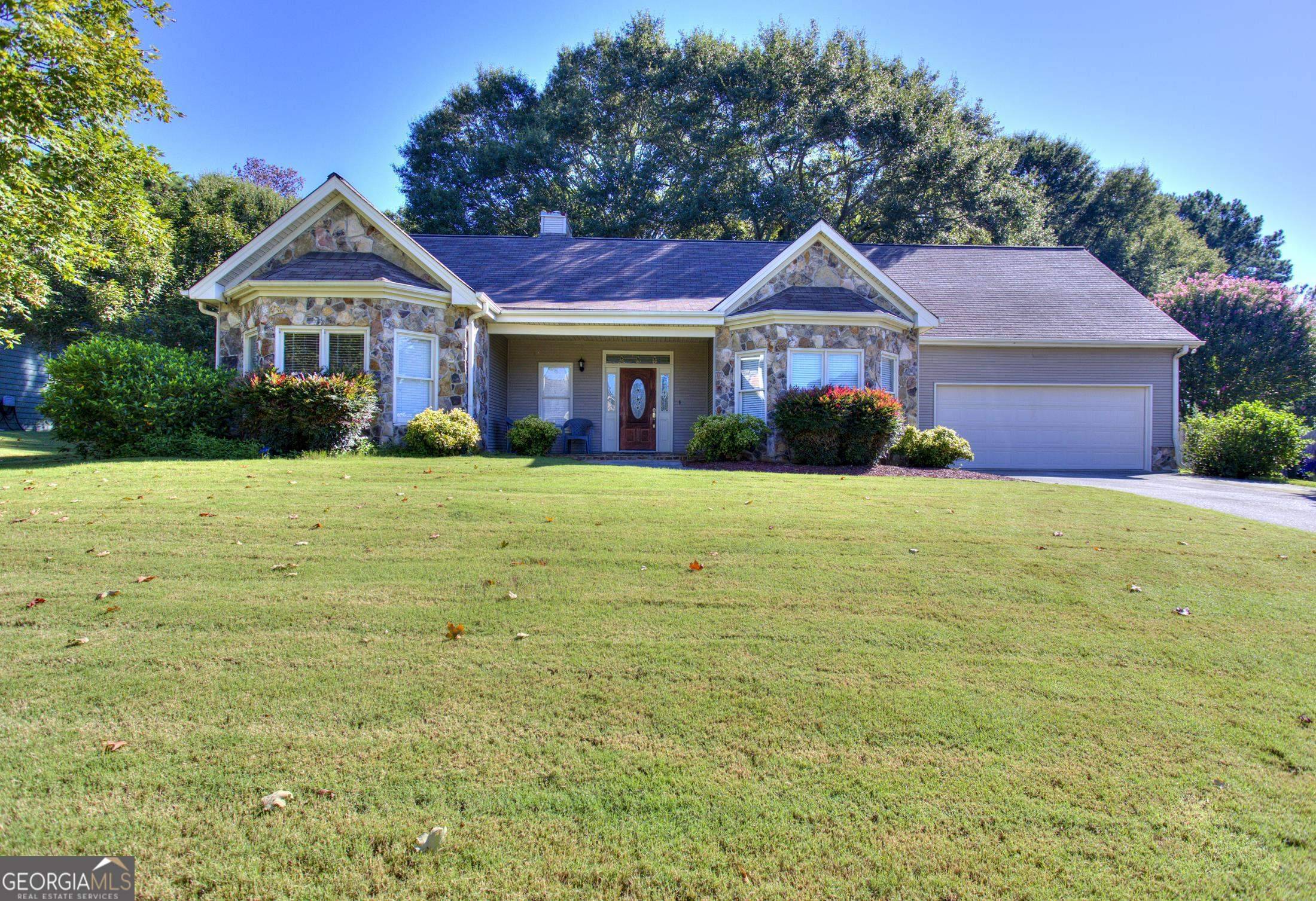 3790 Glen Ian DR, Loganville, GA 30052